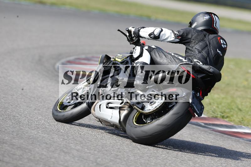 /45 10.08.2025 Plüss Moto Sport ADR/Freies Fahren/backside